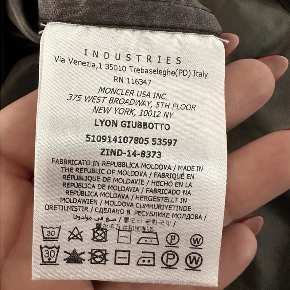 Moncler jacket - Picture 11 of 15